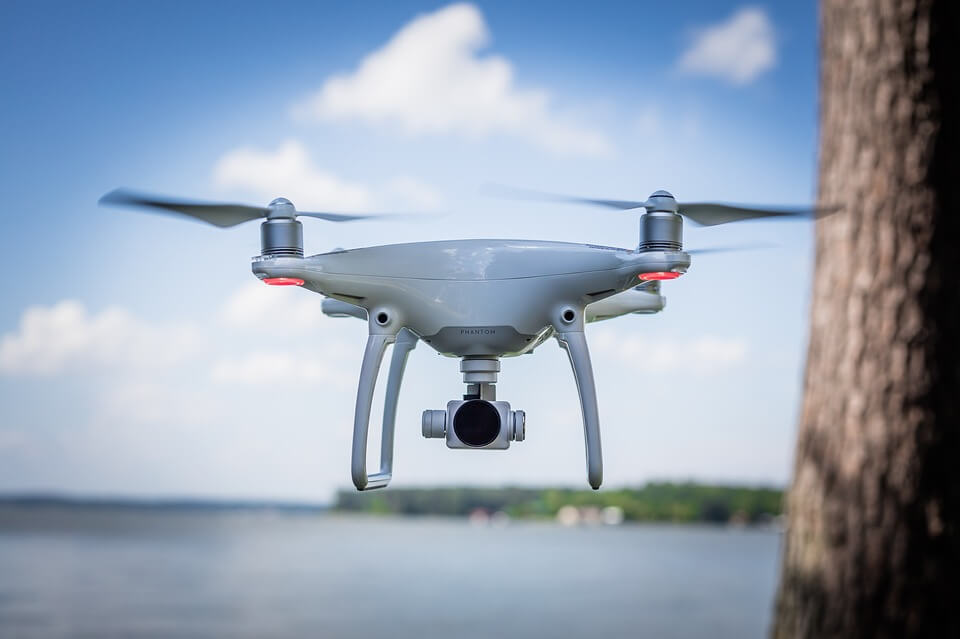 Using drones and UAVs in construction
