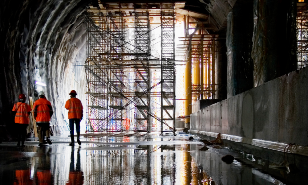 Pouring Concrete in the Rain Is It Challenging?