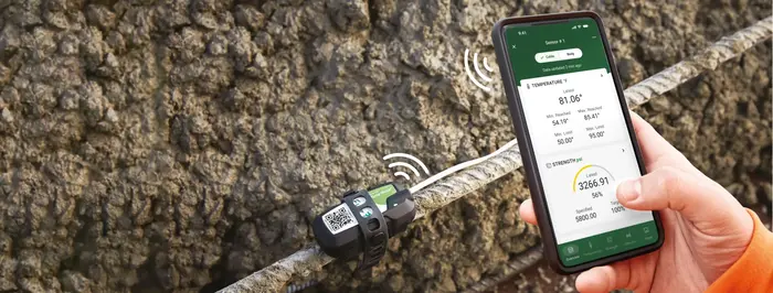 SmartRock 3 wireless concrete maturity sensor measuring temperature and strength development in real-time